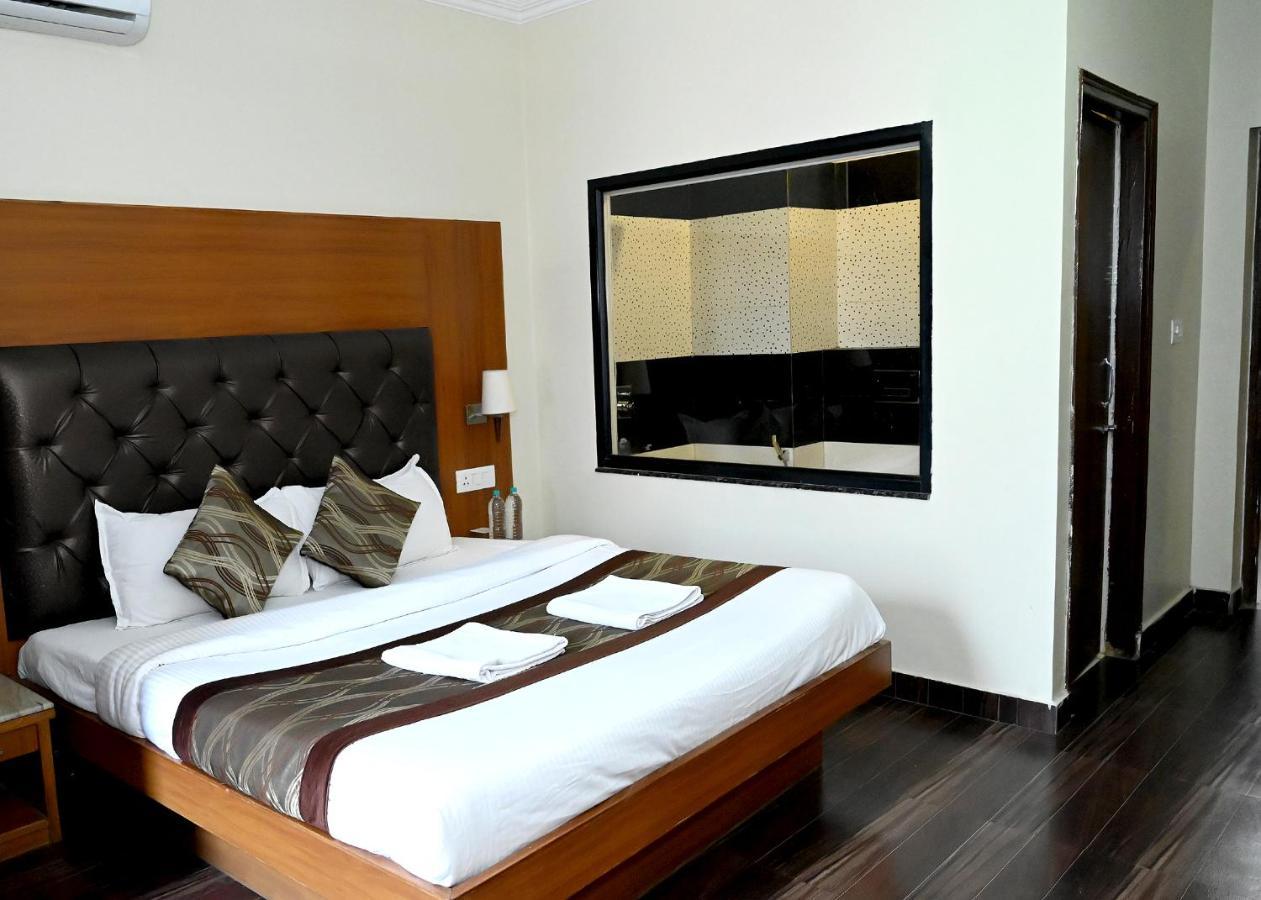 Hotel Peepal Tree Rishīkesh Eksteriør billede